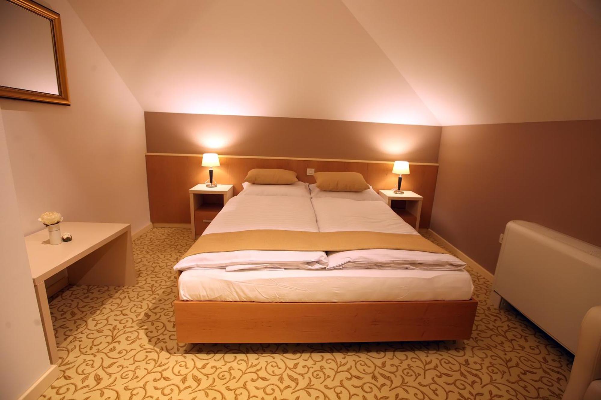 Hotel Gallus Sesvete Room photo